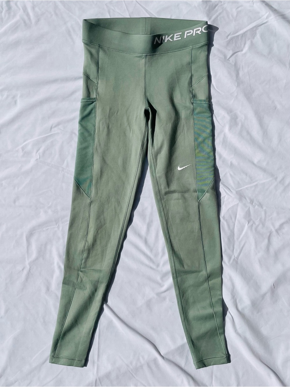 Nike Pro Women’s Therma-Fit Performance Leggings, Size S